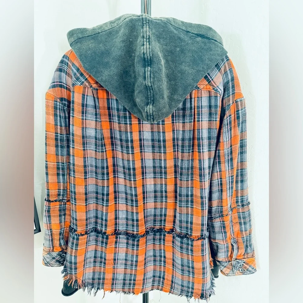 We the Free Calico Basin Plaid Flannel Hooded size  S